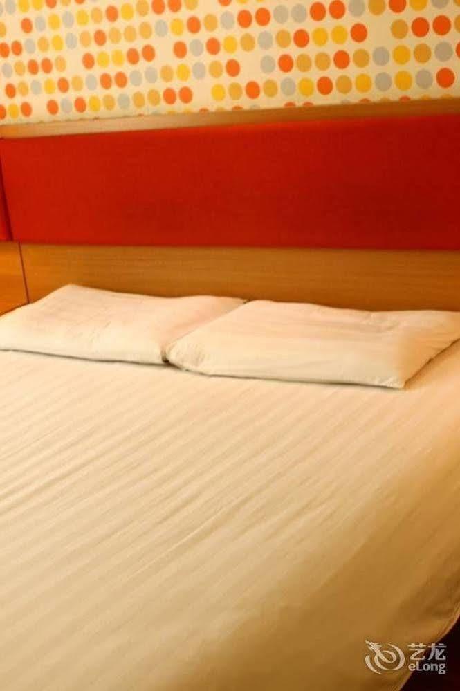 Home Inn Hongjialou Buitenkant foto